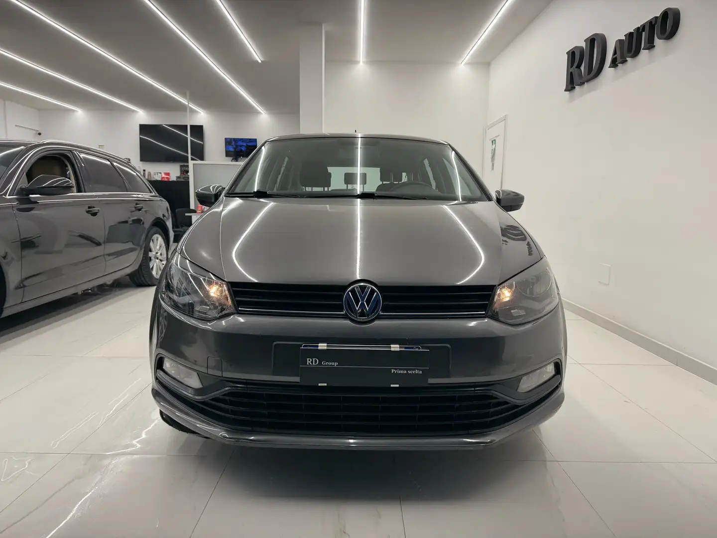 Volkswagen Polo 5p 1.4 tdi Comfortline 75cv okneopatentati - 2