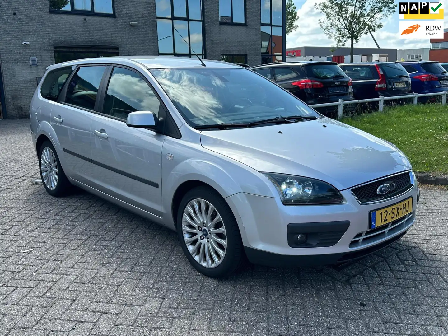 Ford Focus Wagon 2.0-16V Rally Edition apk 2026 Grijs - 1