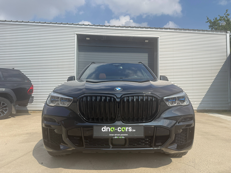 BMW X5 X5 PHEV 3.0A xDrive45e / M Sport / SKY LOUNGE / PANO / TREKHAAK / 22" / HUPD / LAZER — photo 2