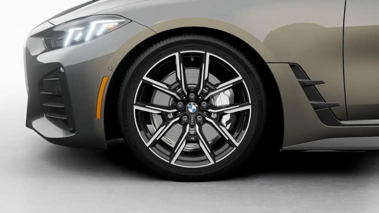 BMW 4 Series photo BMW 4 Series