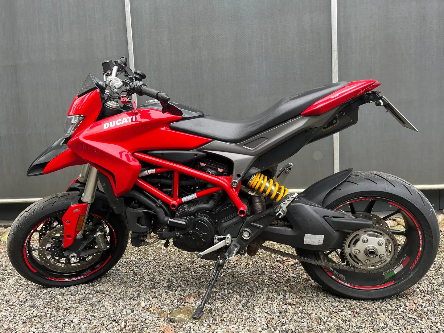 Ducati Hypermotard 939 Rot - 1