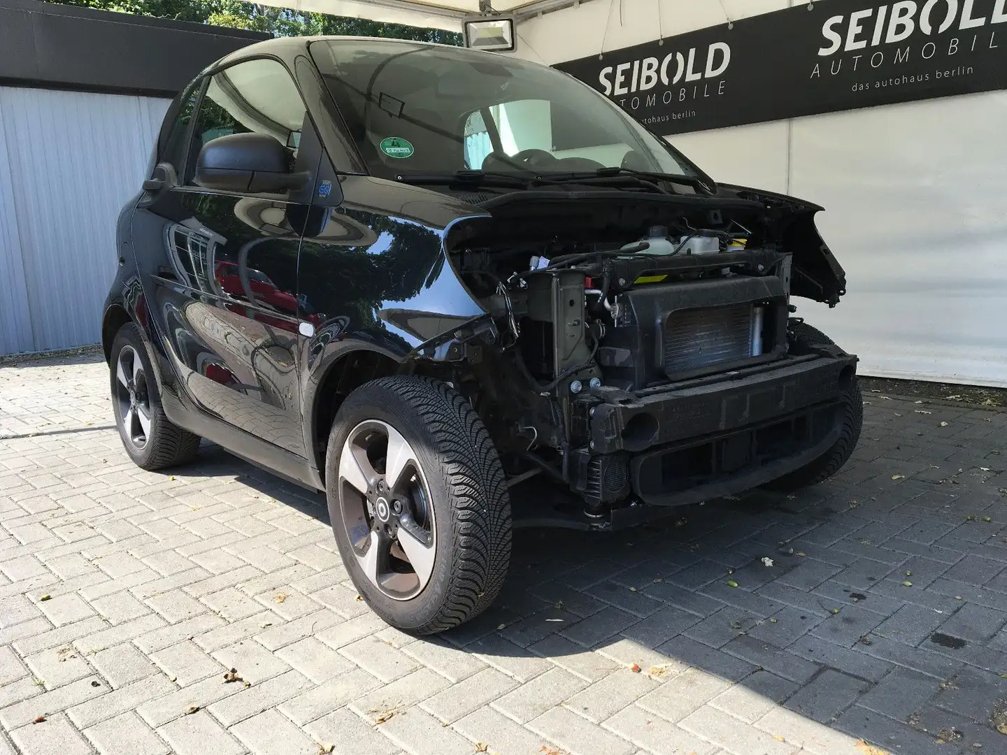 smart forTwo coupe electric drive /EQ/Diebstahlschaden Noir - 2