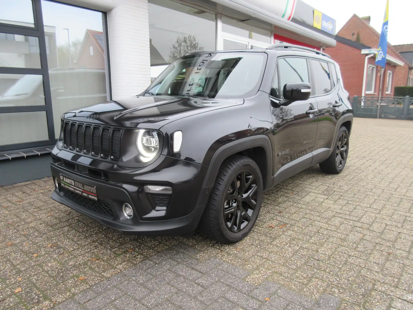 Jeep Renegade 1.3 TURBO LIMITED 150pk AUTOMAAT Zwart - 2
