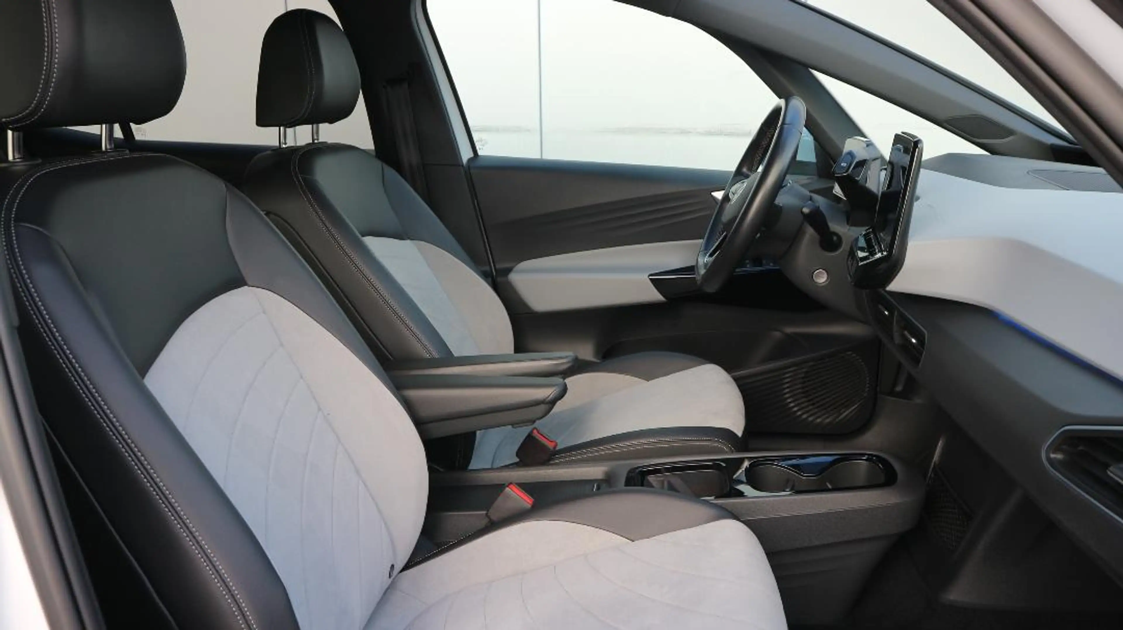 Volkswagen ID.3 Pro Performance — photo 5