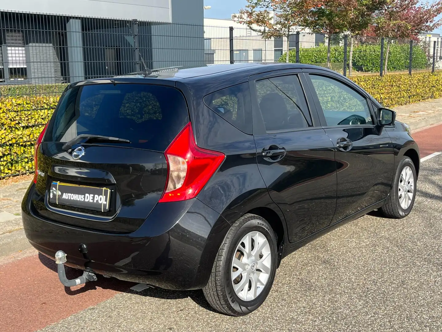 Nissan Note 1.2 Connect Edition Navi Climate/Cruise-control Tr Zwart - 2