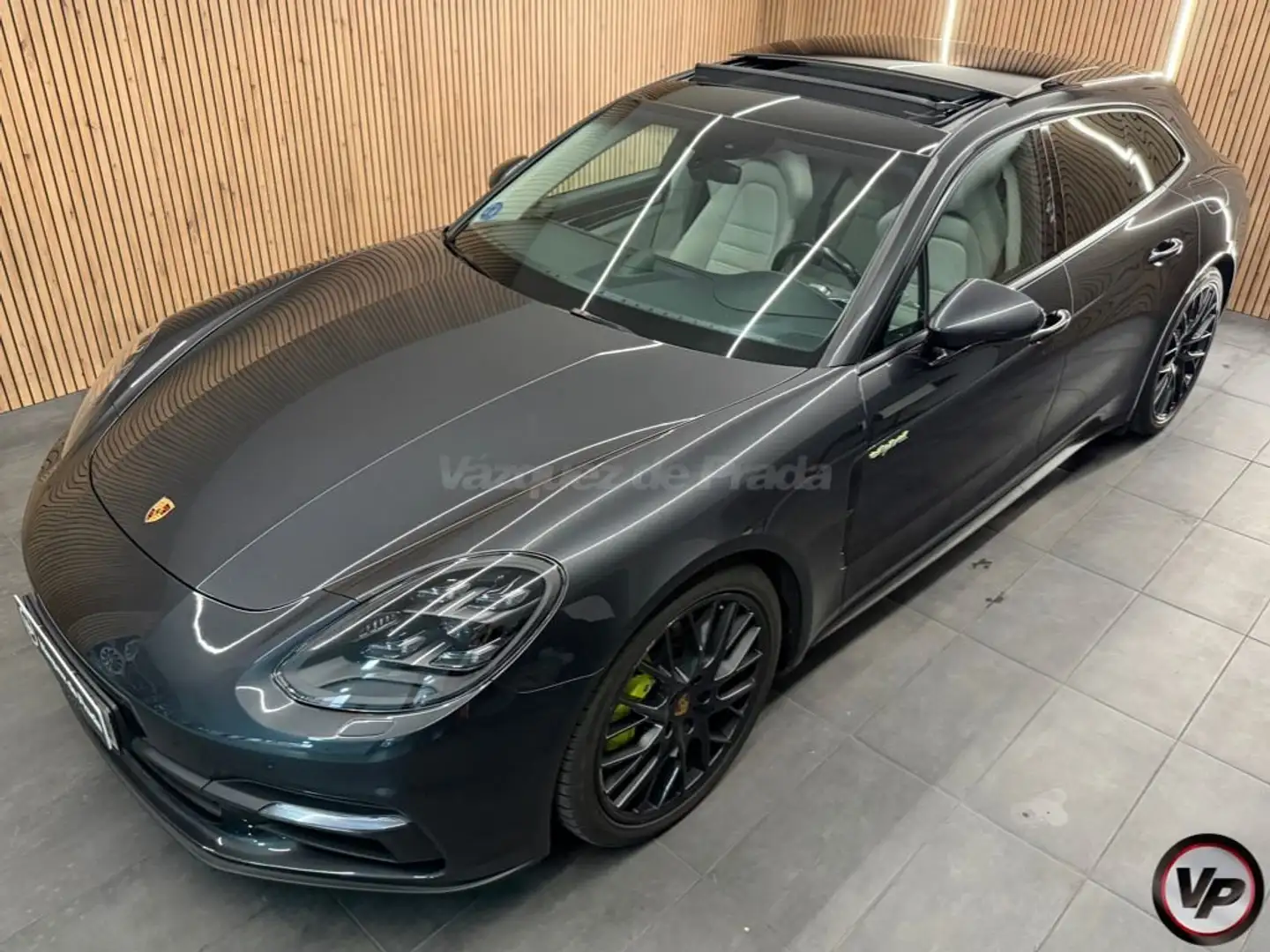 Porsche Panamera 4 e-Hybrid Sport Turismo Gris - 1