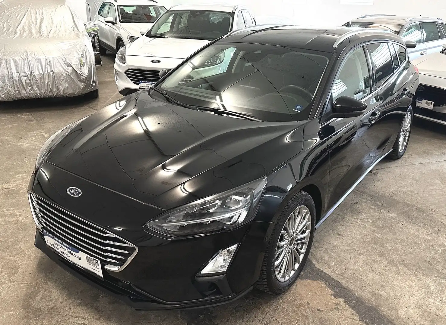 Ford Focus Turnier, wenig KM, ACC, LED, Kamera, Titan Negro - 1