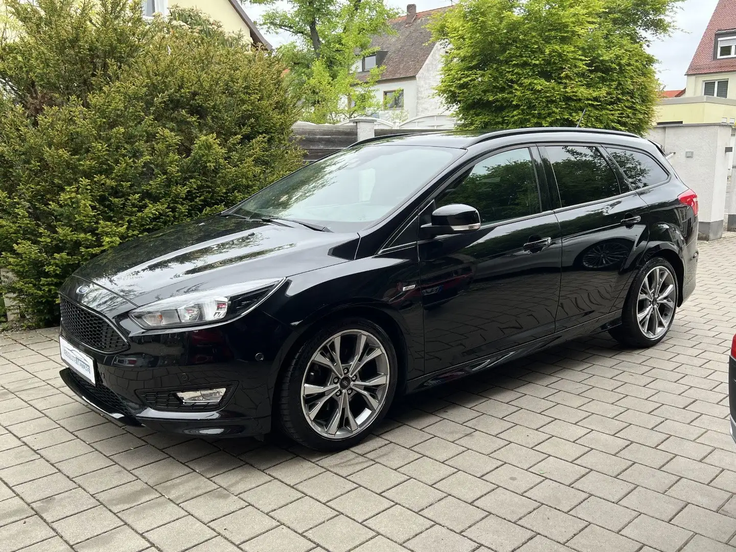 Ford Focus Turnier 1,5 Ecoboost ST-Line *Autom. *RFK Noir - 1