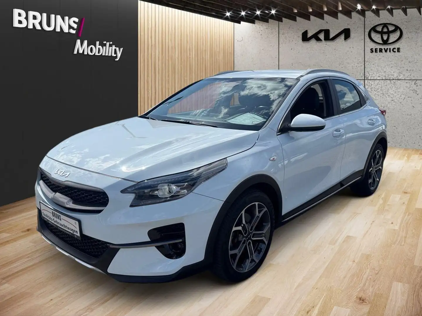Kia XCeed 1.5 T-GDI Automatik VISION Wit - 2