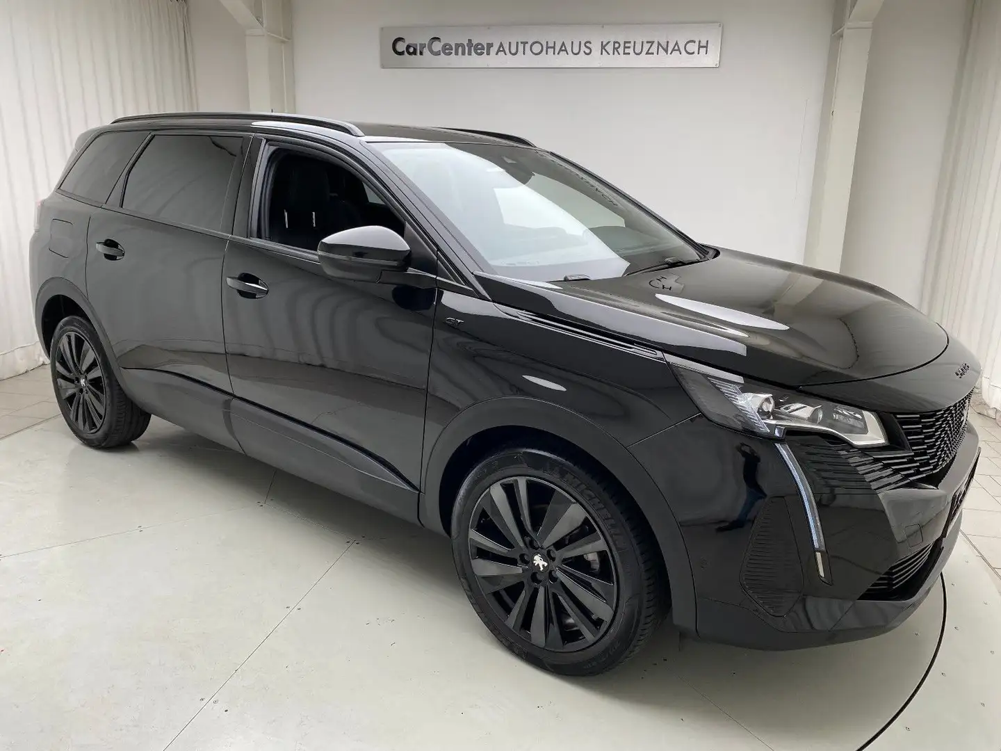 Peugeot 5008 GT 1.2 Automatik LED ACC Navigation Schwarz - 1