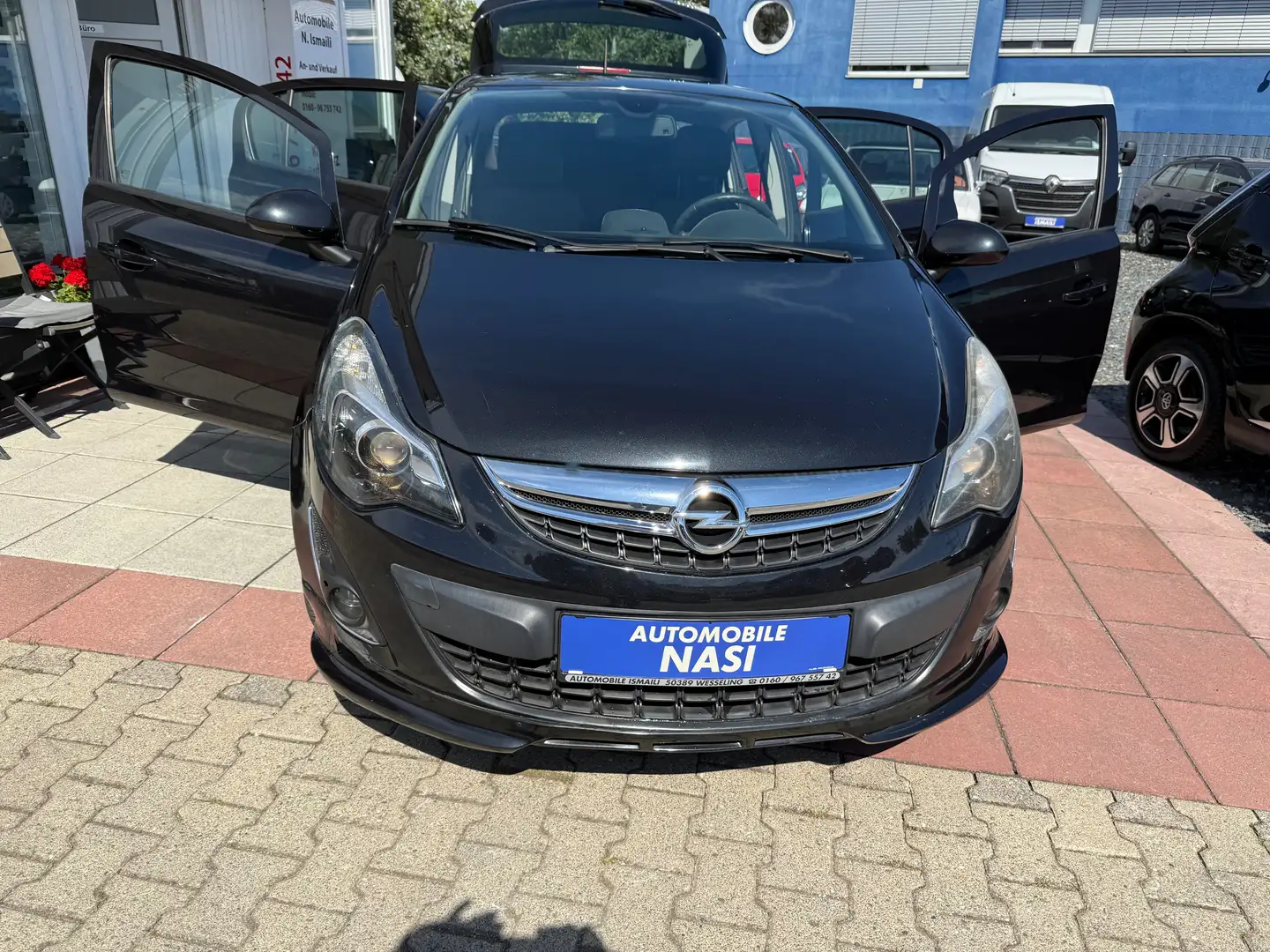 Opel Corsa Innovation Schwarz - 1
