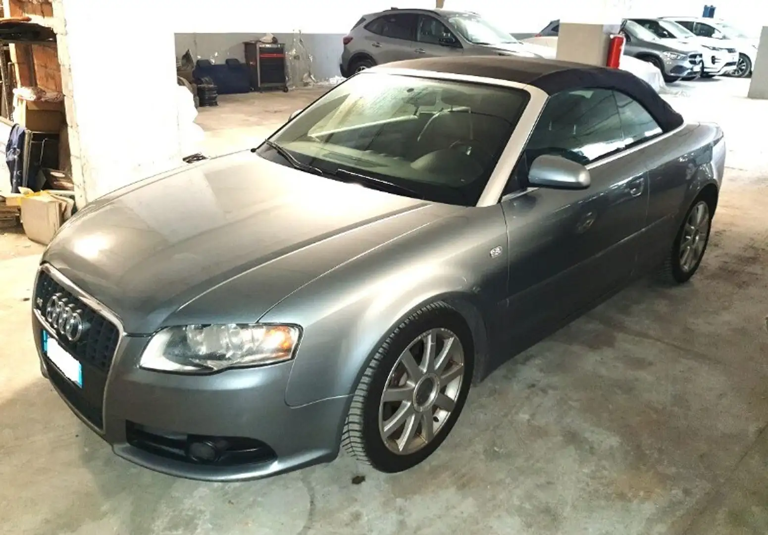 Audi A4 A4 Cabriolet 1.8 T 20V Gris - 2