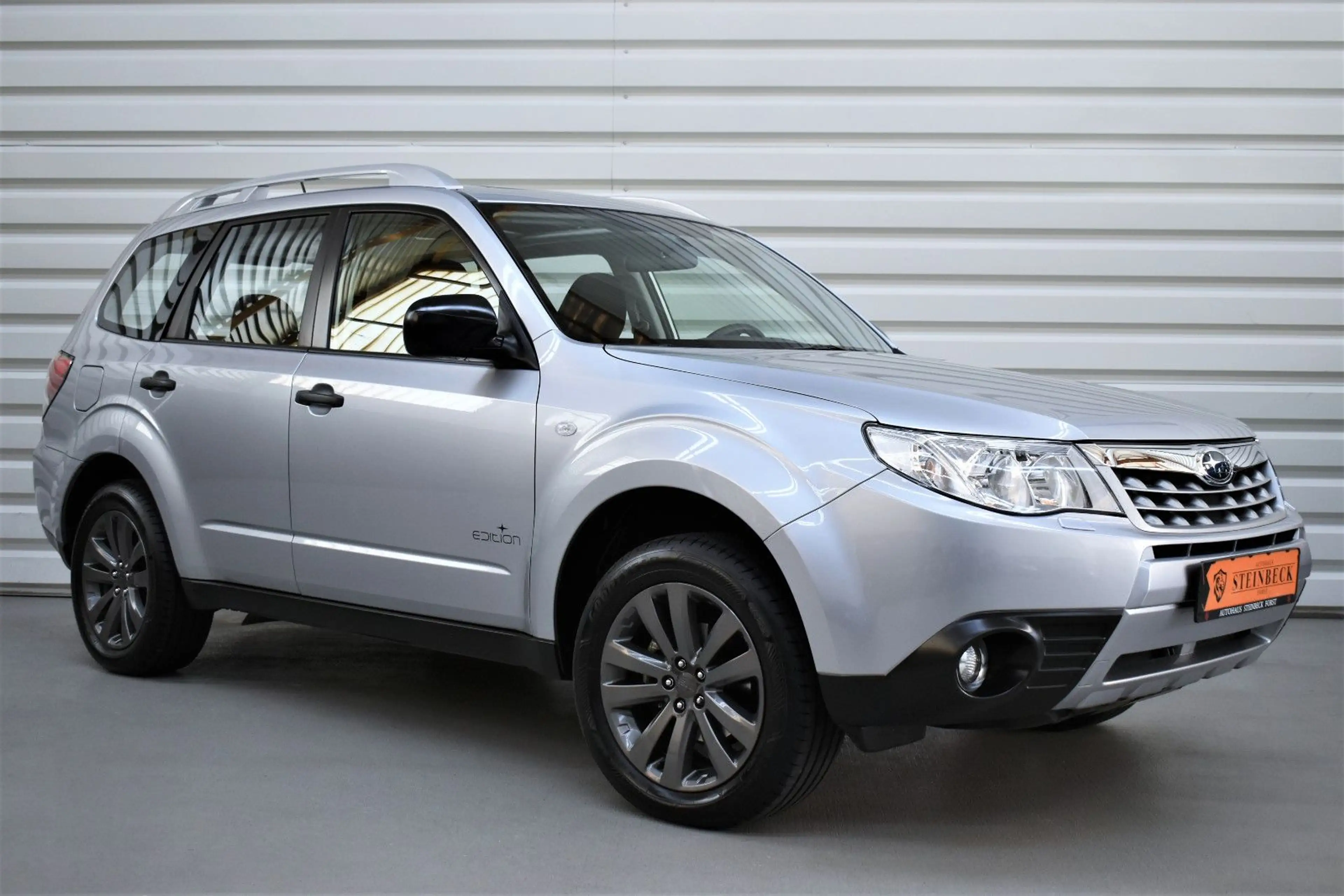 Subaru Forester X Edition+Automatik+SHZ+Schiebedach+AHK