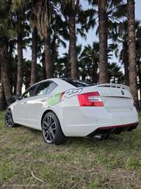 2.0 TSI RS 220
