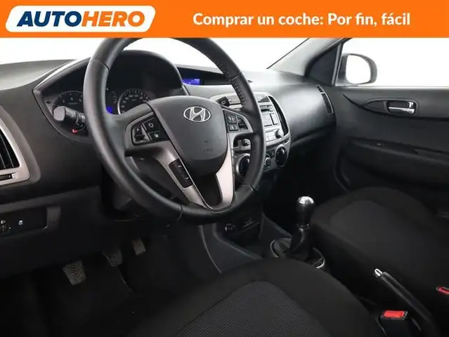 Hyundai I20 view 12