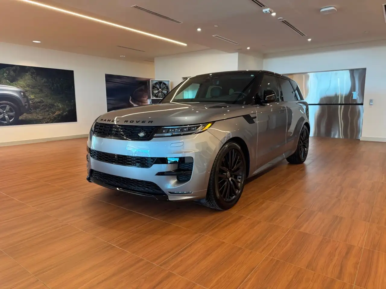 2025 Land Rover Range Rover Sport