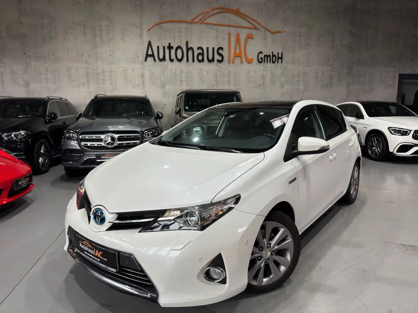 Toyota Auris Hybrid Comfort 1,8-l-VVT-i/PANO/LED/RÜCKFA Blanc - 1
