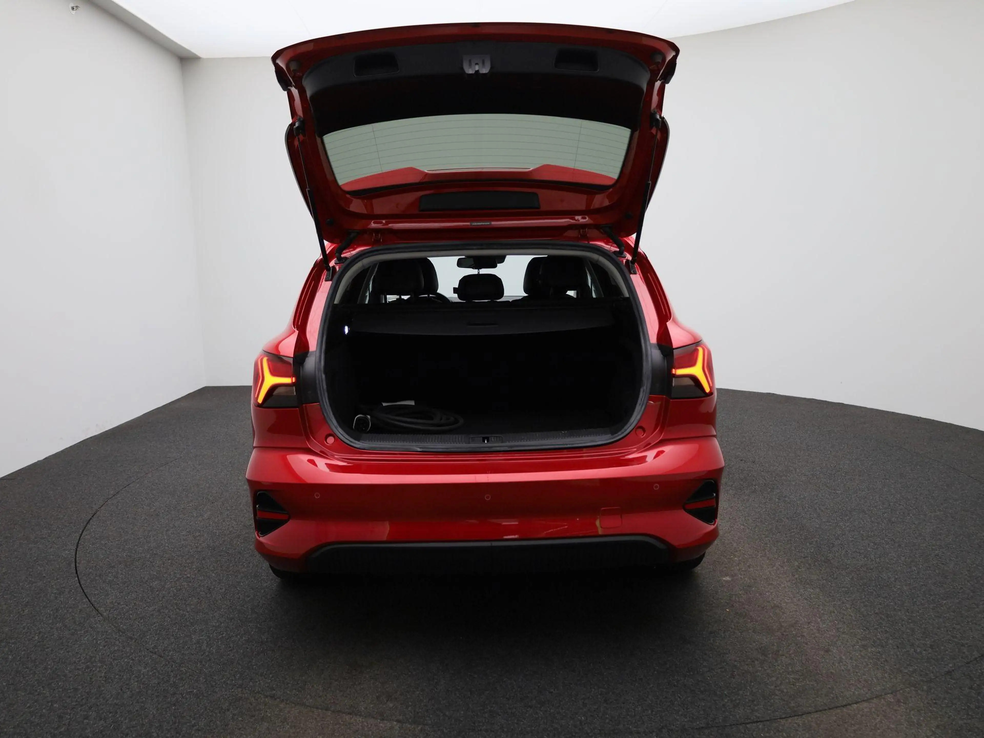 MG MG5 Long Range Luxury 61 kWh | Leder | Navi | 360 Came — photo 12