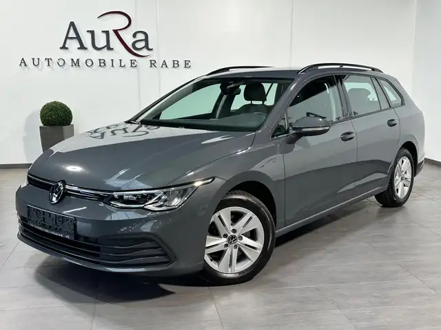 Volkswagen Golf view 2
