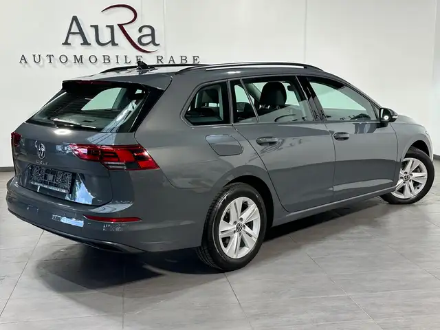 Volkswagen Golf view 4