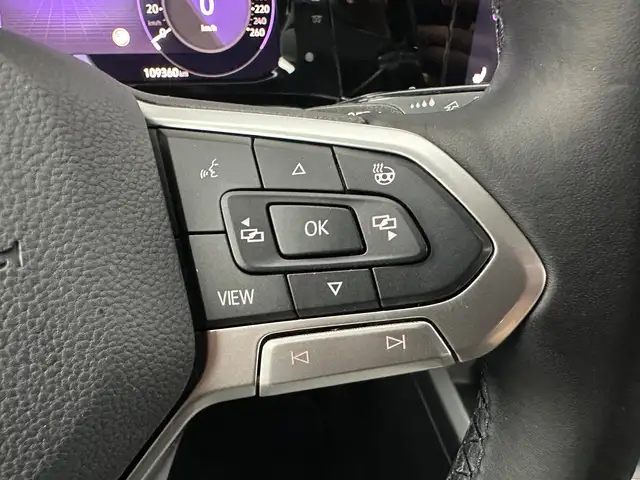 Volkswagen Golf view 11