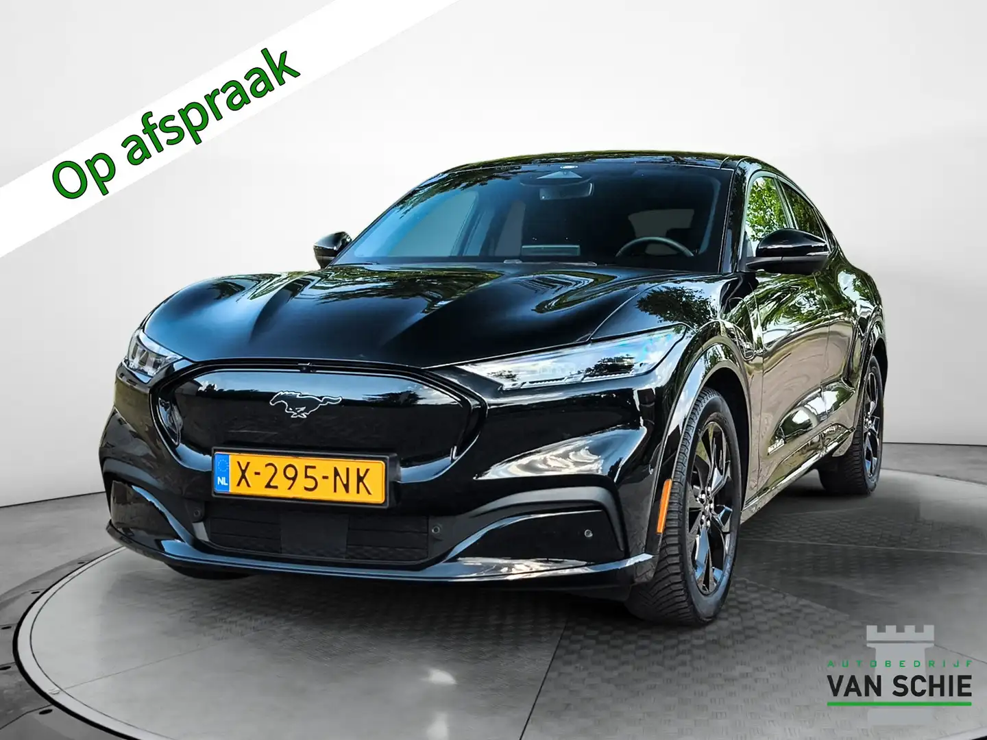 Ford Mustang Mach-E Extended Premium AWD 98 kWh (351 PK) 1e-Eig. & Dea Negro - 1