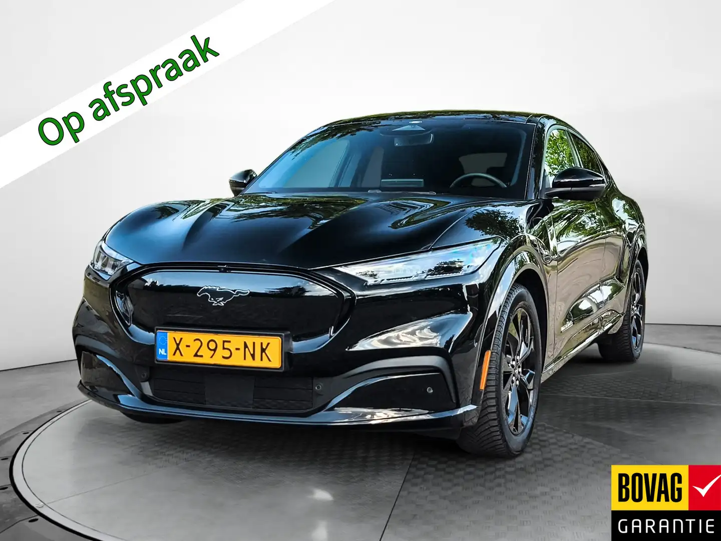 Ford Mustang Mach-E Extended Premium AWD 98 kWh (351 PK) 1e-Eig. & Dea Nero - 1