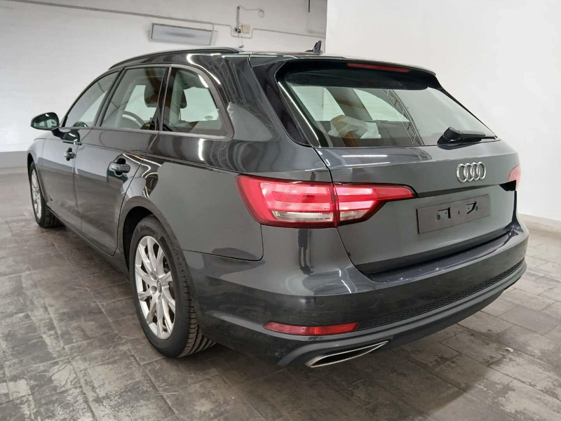 Audi A4 Avant 2.0 TFSI Autom. PDC Navi Pano 1.Hd. — photo 4