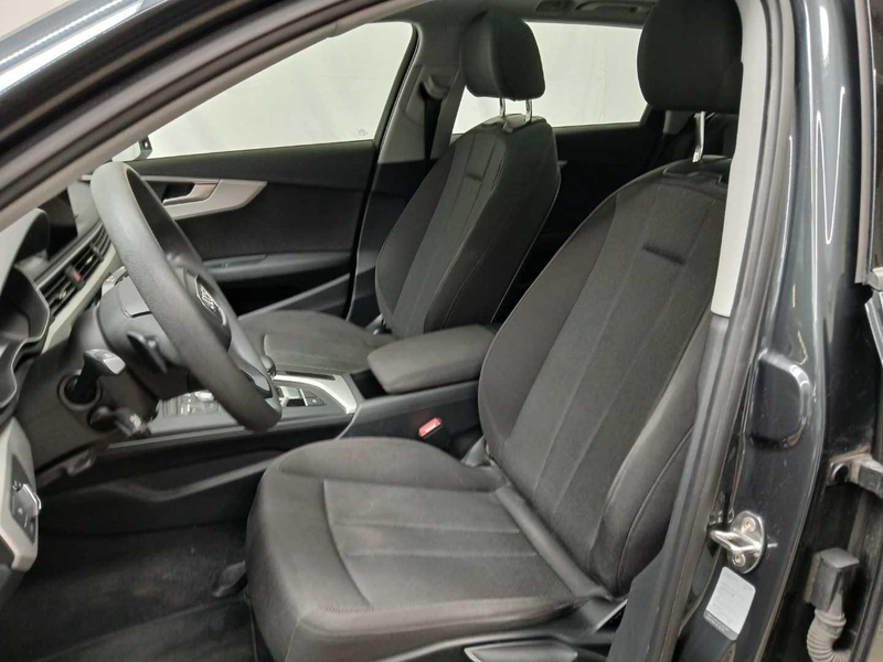 Audi A4 Avant 2.0 TFSI Autom. PDC Navi Pano 1.Hd. — photo 7