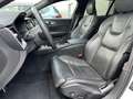 Volvo V60 T6 AWD Recharge R-Design NAV+LED+AHK+PANO+VC Білий - thumbnail 10