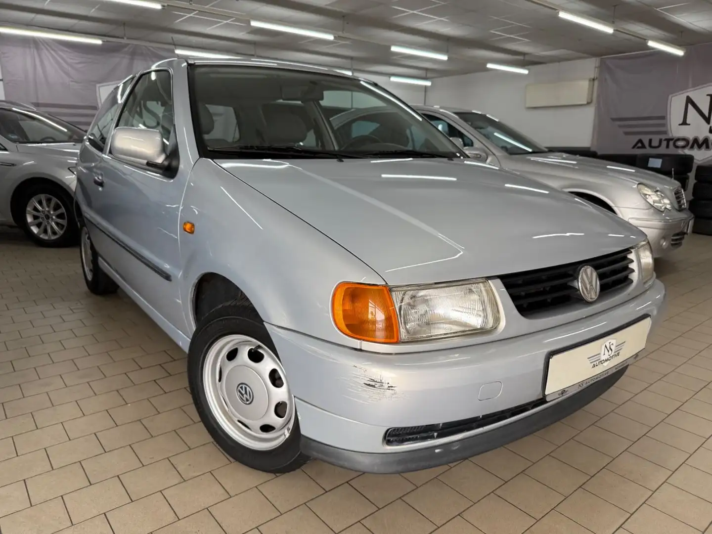 Volkswagen Polo 1.4 *1. Hand*Klima*TÜV NEU* Gris - 2