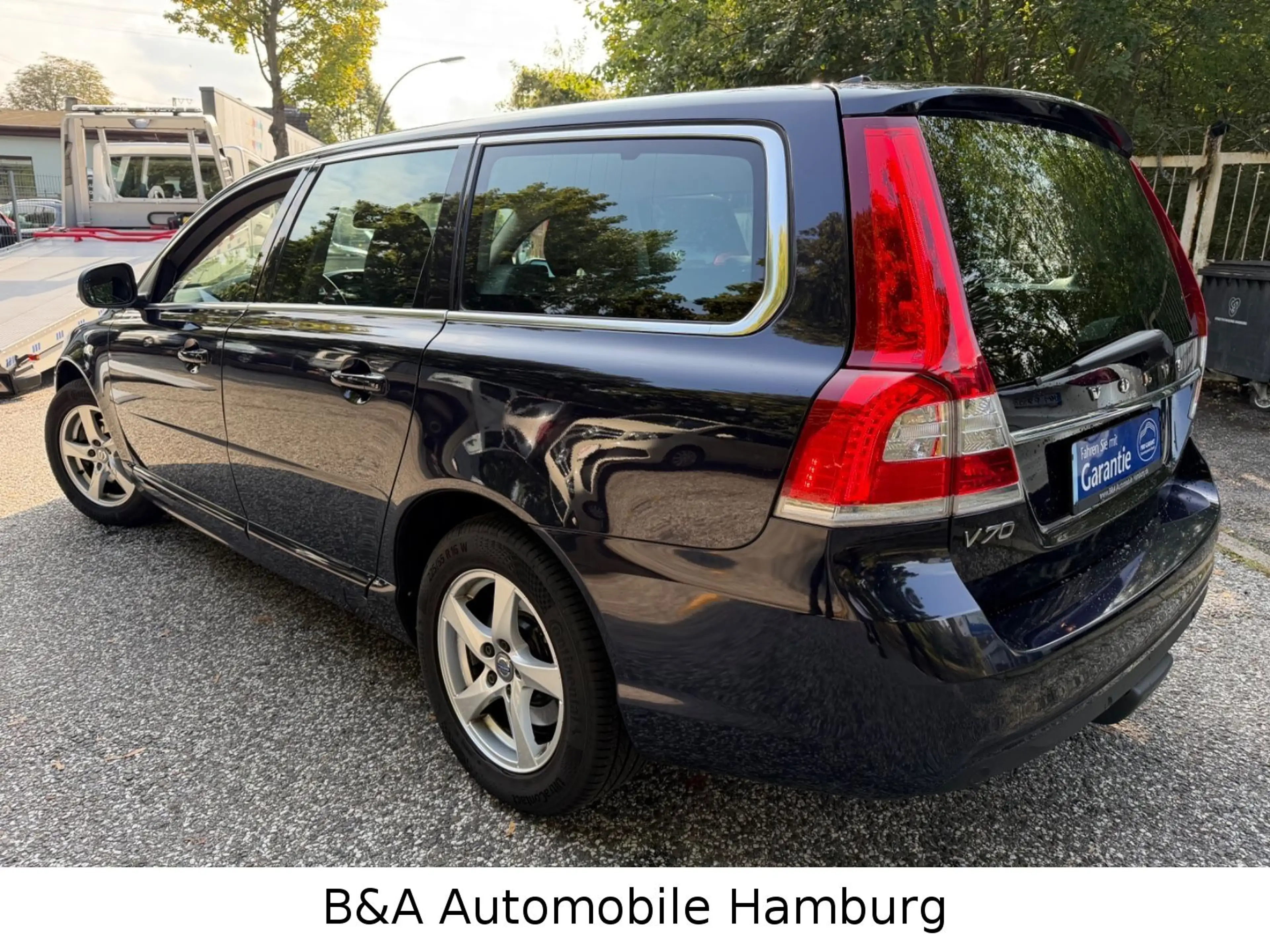 Volvo V70 Kombi Linje 1 Hand+Tüv/Au Neu+Navi — photo 6