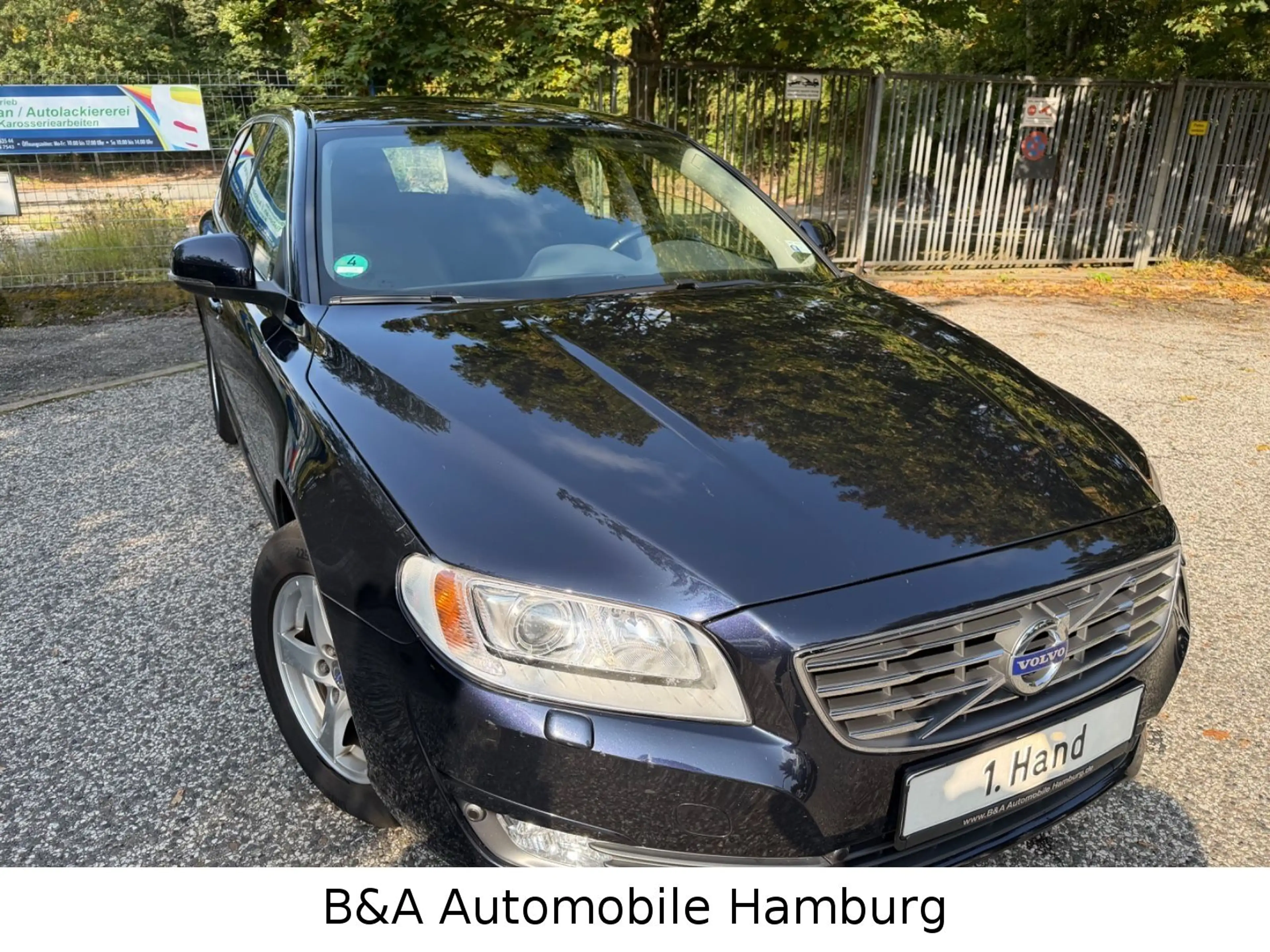 Volvo V70 Kombi Linje 1 Hand+Tüv/Au Neu+Navi — photo 3