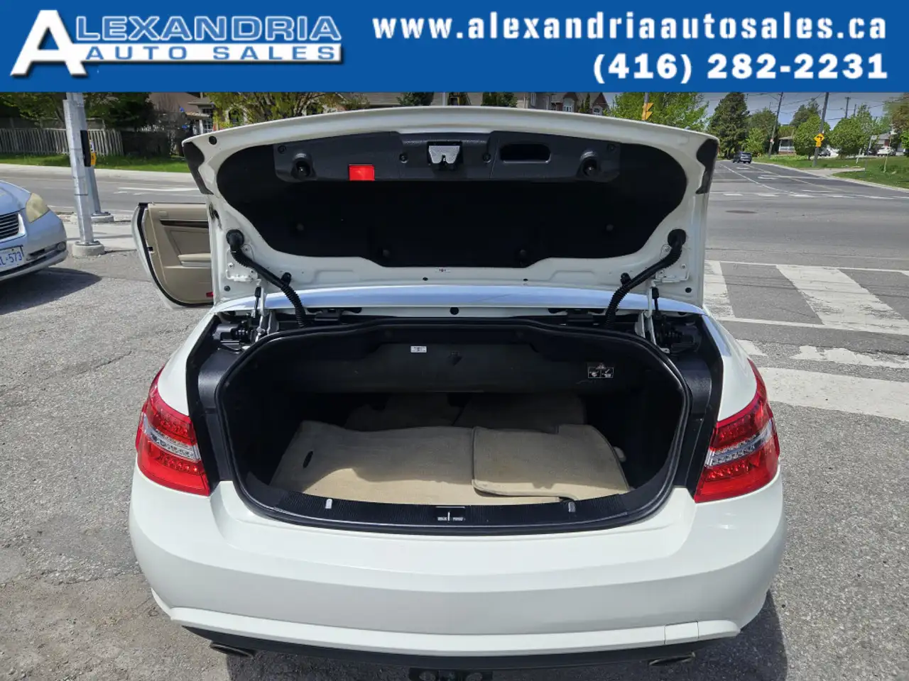 Mercedes-Benz E-Class photo Mercedes-Benz E-Class