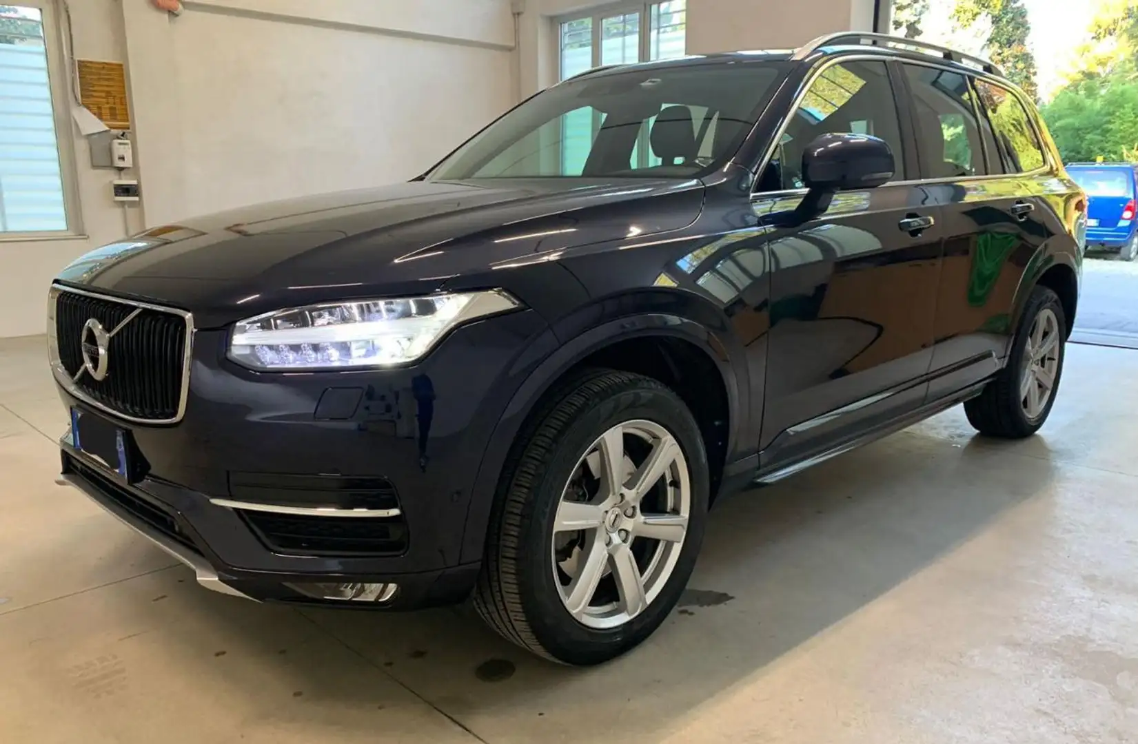 Volvo XC90 D5 AWD Geartronic 7 posti Business Plus Blu/Azzurro - 1
