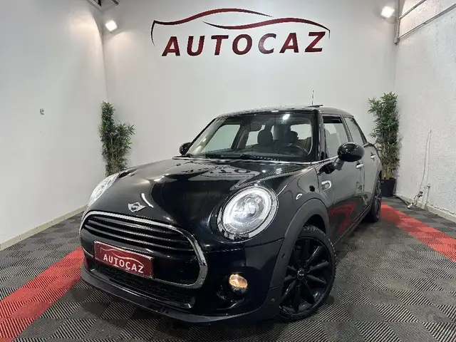 MINI One HATCH 5PORTES F55 LCI CooperD 116ch BVA Edition blackfriars +Toit ouvrant