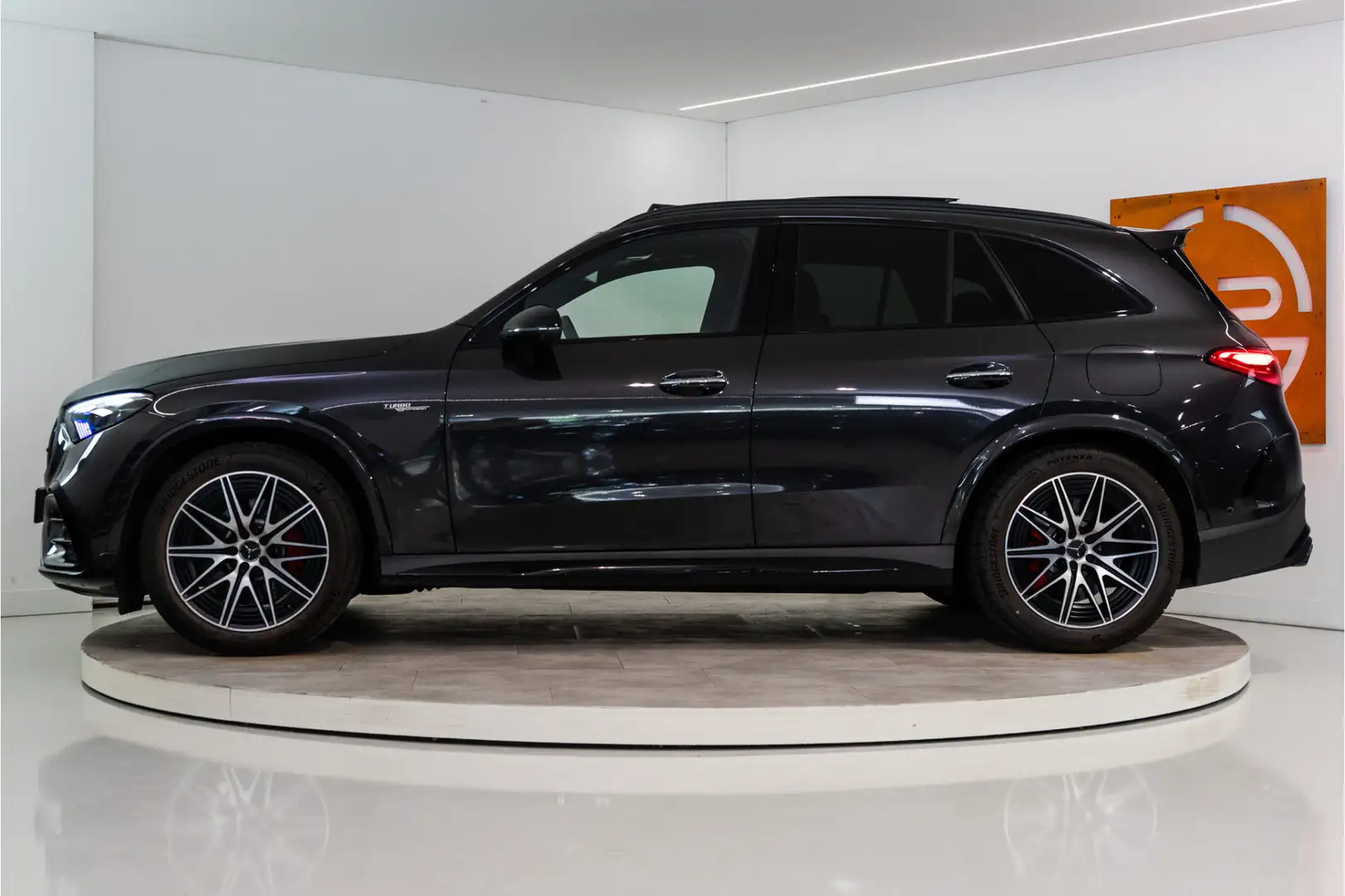 Mercedes-Benz GLC 63 AMG S E Performance Night Edition 680PK | Pano | Burme Zwart - 2