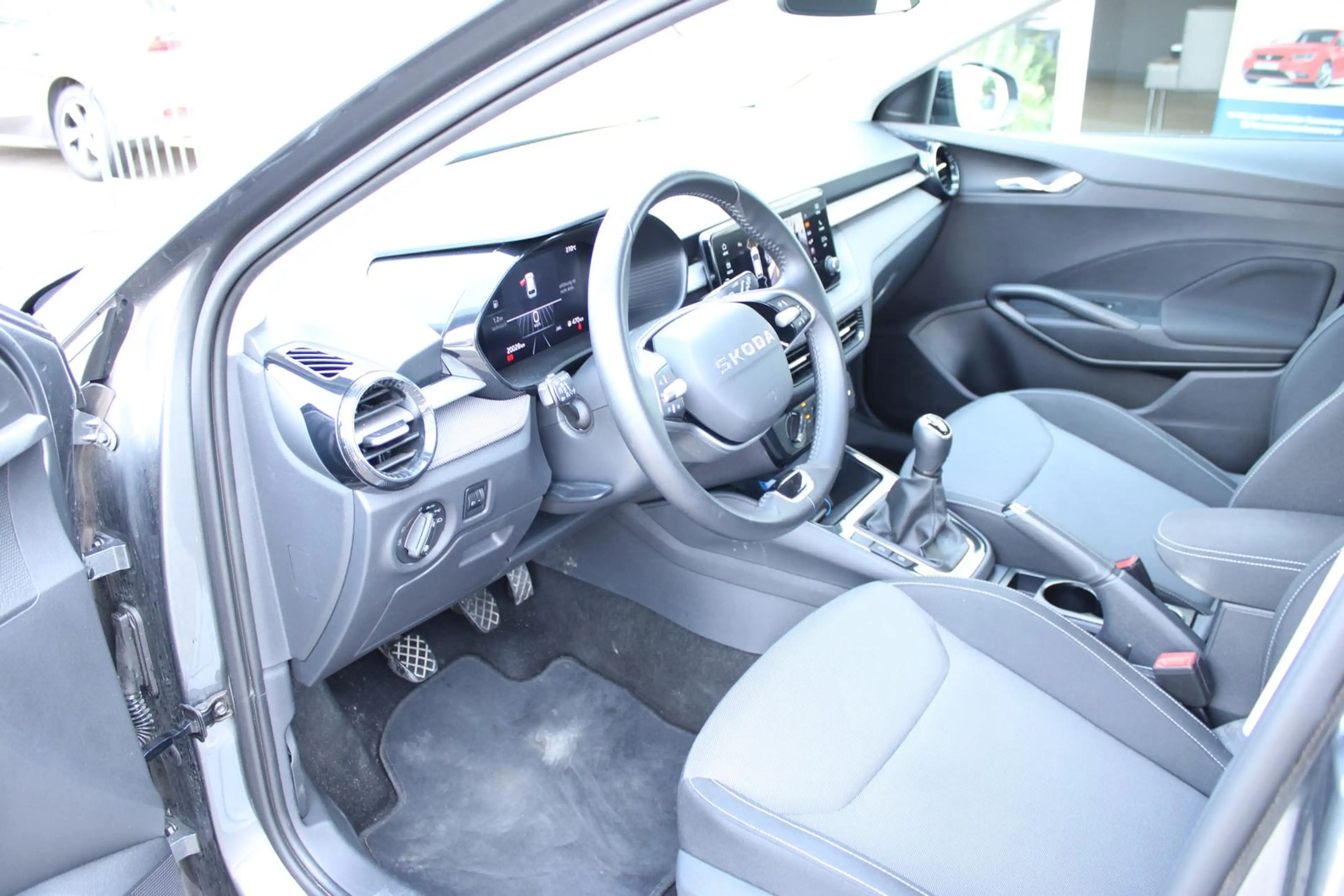 Skoda Fabia Fabia Selection LED PDC KAMERA SHZ SmartLink — photo 5