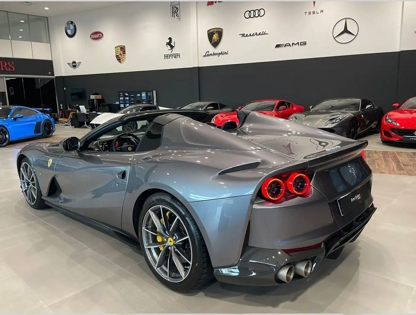 Ferrari 812 GTS 6.5 V12 800 GTS Gris - 2