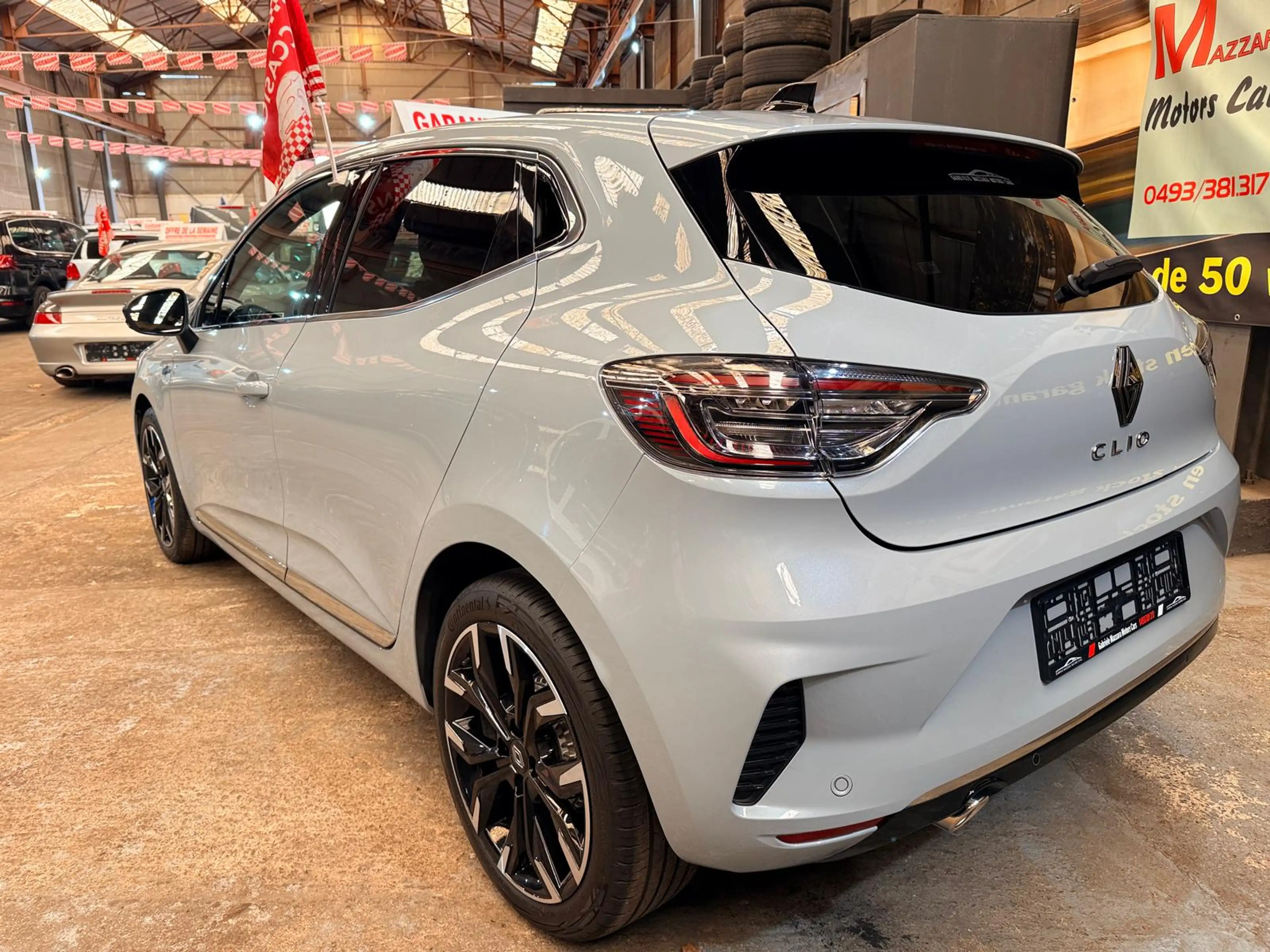 Renault Clio Clio 1.0 TCe Esprit Alpine CarPlay LED GPS Caméra — photo 4