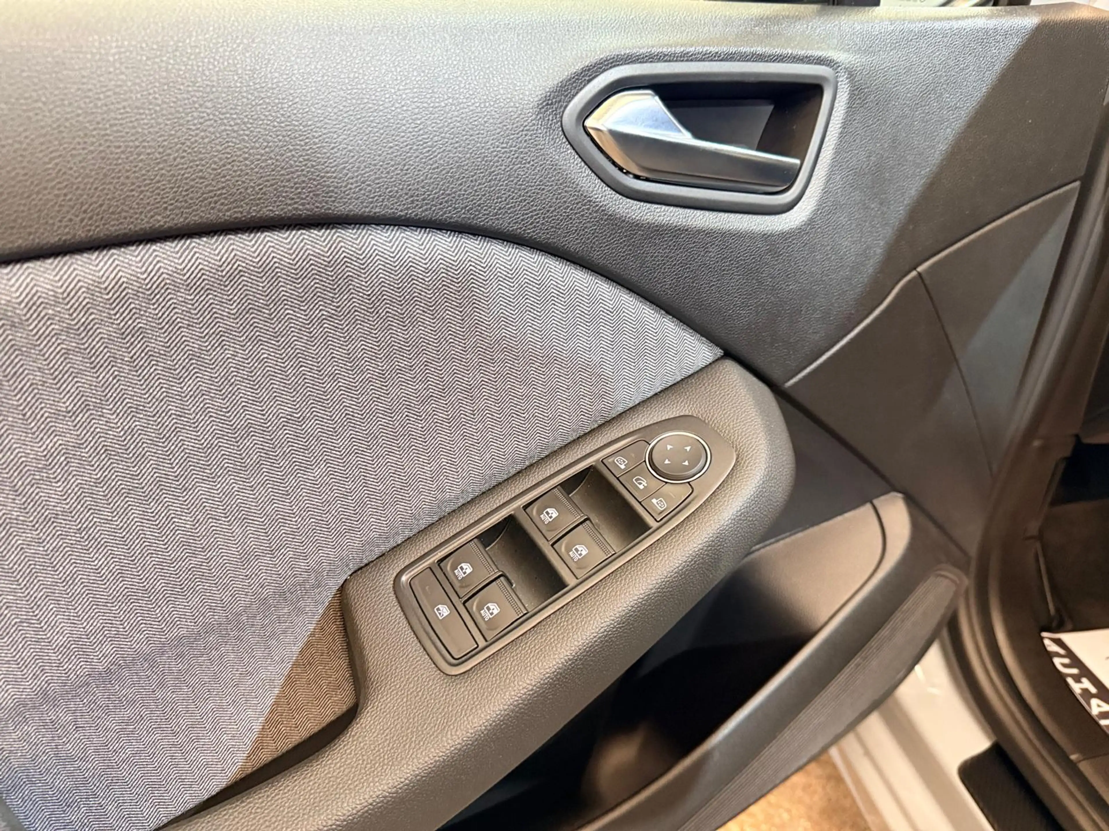 Renault Clio Clio 1.0 TCe Esprit Alpine CarPlay LED GPS Caméra — photo 24