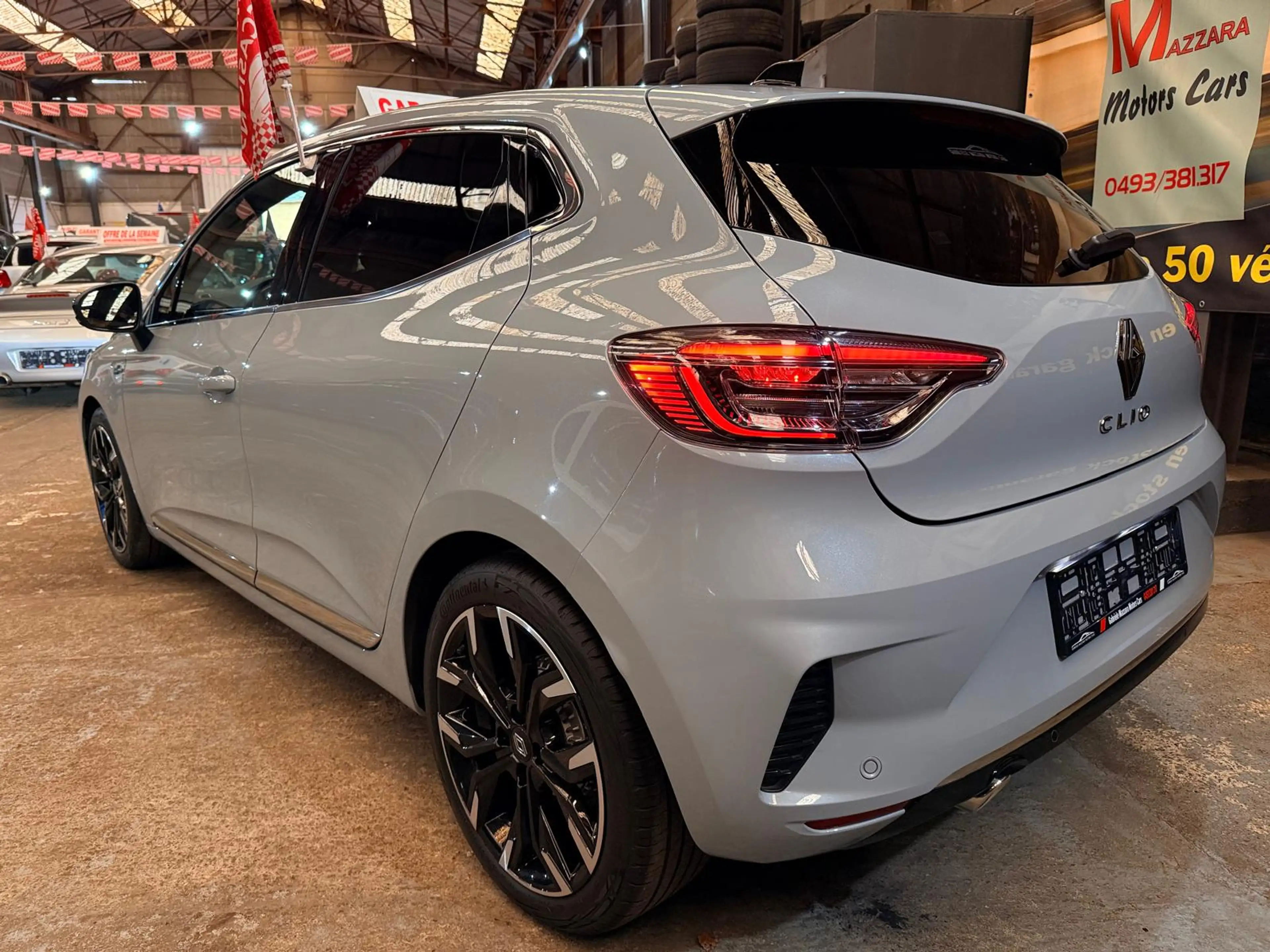 Renault Clio Clio 1.0 TCe Esprit Alpine CarPlay LED GPS Caméra — photo 11