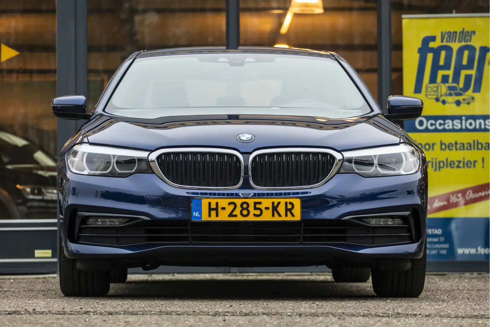 BMW 520 5-serie 520i Executive Edition Blauw - 2