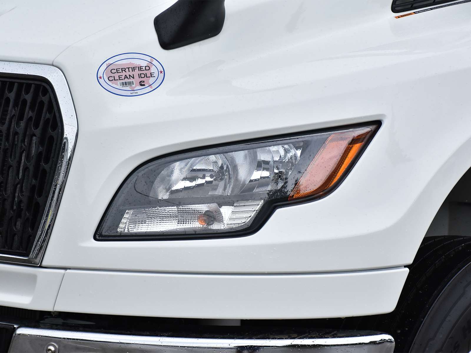 2027 International MV™ Series Cummins® B6.7