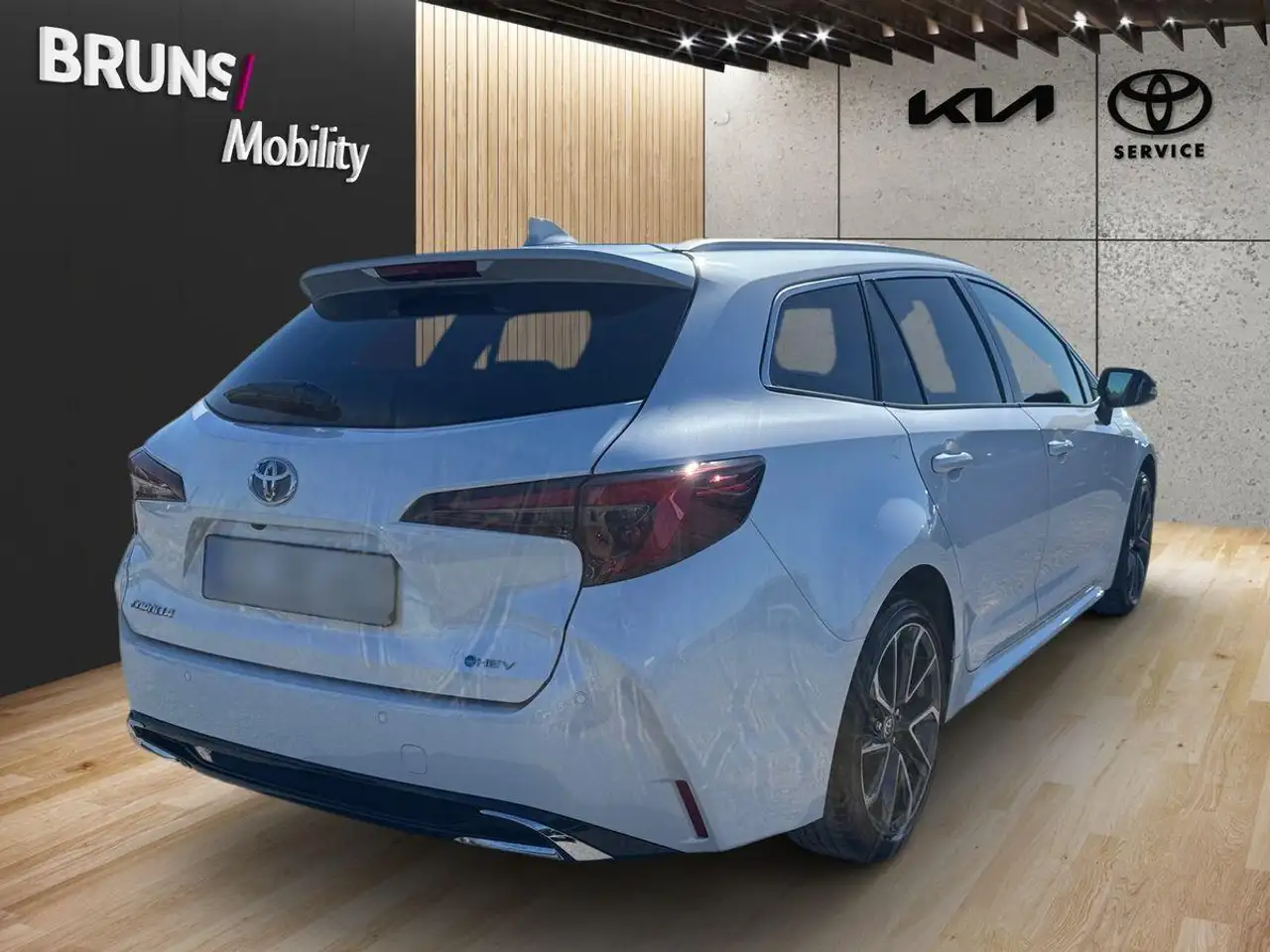 Toyota Corolla 2.0 Hybrid TS Lounge Pano Matrix JBL HuD 4