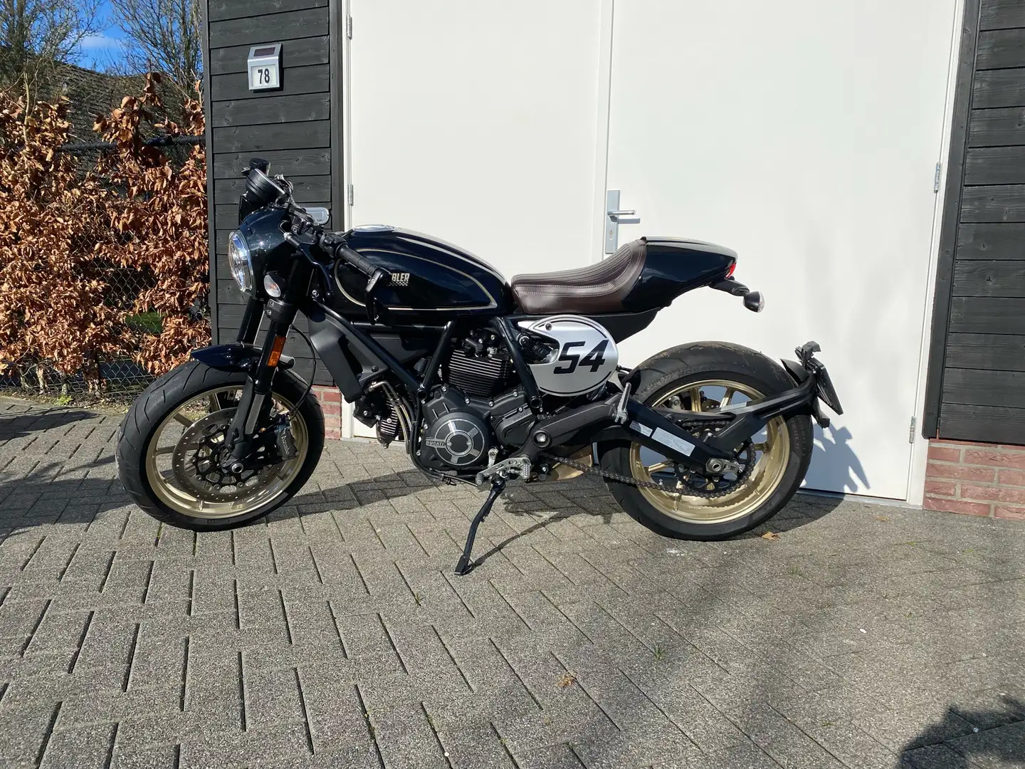 Ducati Scrambler café racer ( nieuwstaat) Negro - 2