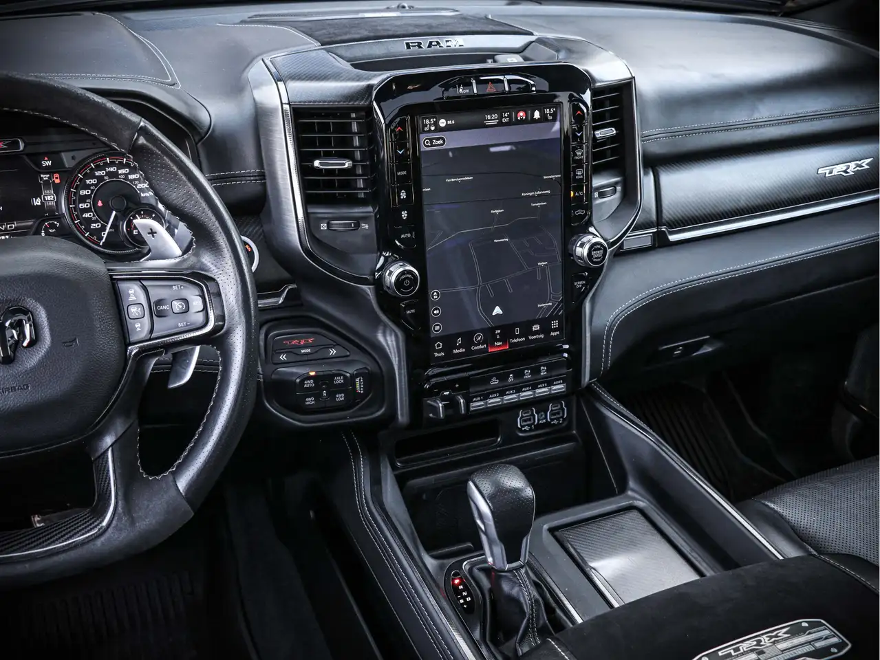 Dodge RAM 2023 — фото 12
