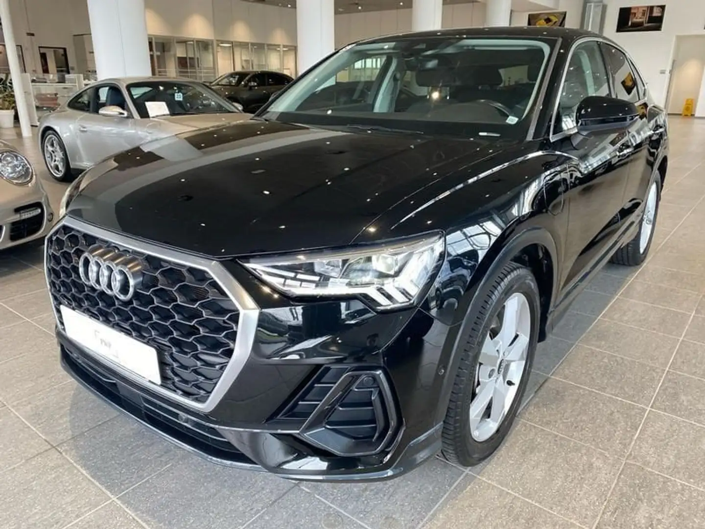 Audi Q3 Sportback 45 TFSI e Auto Noir - 1