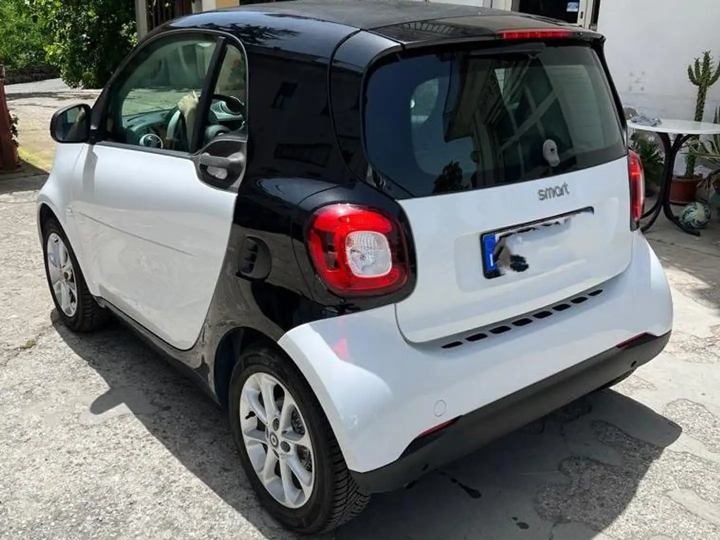 smart forTwo Fortwo  2018 1.0 Youngster 71cv twinamic my18 Білий - 2