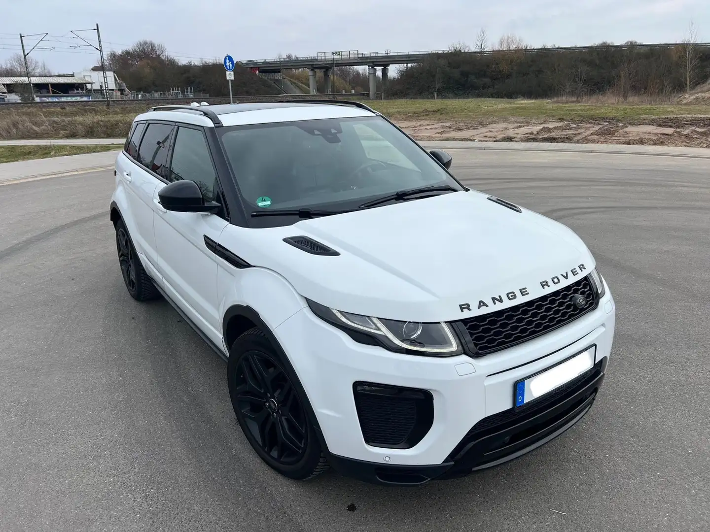 Land Rover Range Rover Evoque HSE Dynamic BLACK DESIGN Weiß - 1